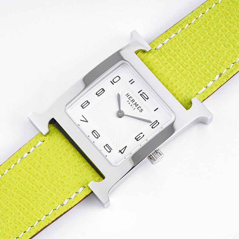 top-tier Hermès ladies' watchHeureH series quartz square fashion watch light yellow braceletwhite dial front view