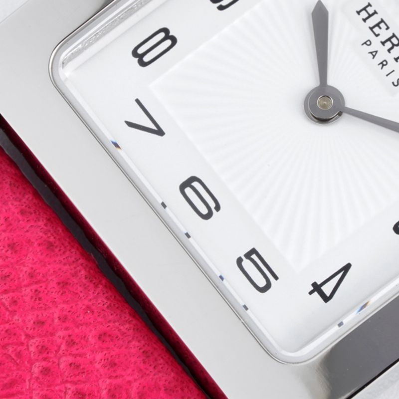 top-tiersuper cloneHermès ladies' watchHeureH series quartz square fashion watch pink braceletwhite dialdetail shots