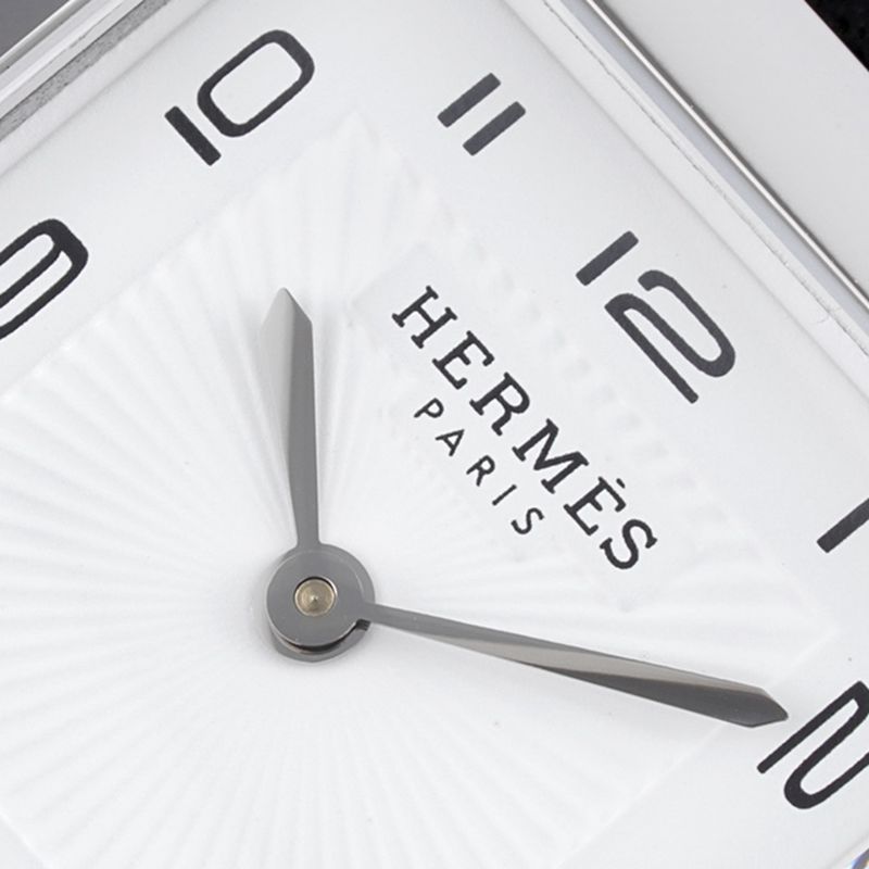 Hermès top-tiersuper cloneladies' watchHeureH series ladies quartz square fashion watch black leather white dialdetail shots
