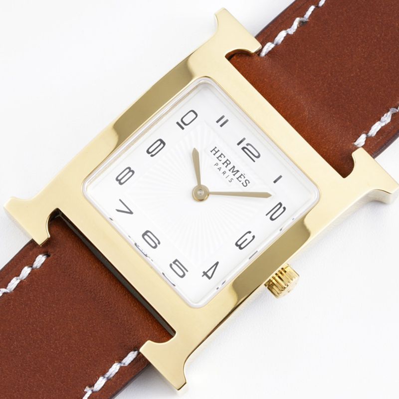 Hermès top-tier replicaladies' watchHeureH series ladies quartz square fashion watch black leather white dial front view