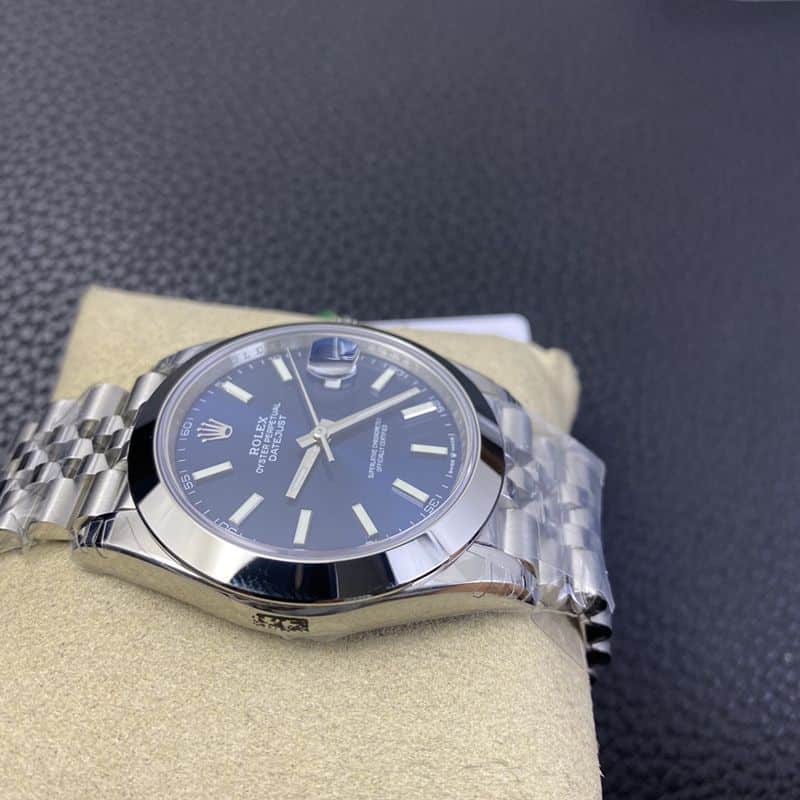 Rolextop-tier watch aperture log series men's mechanical watch side view