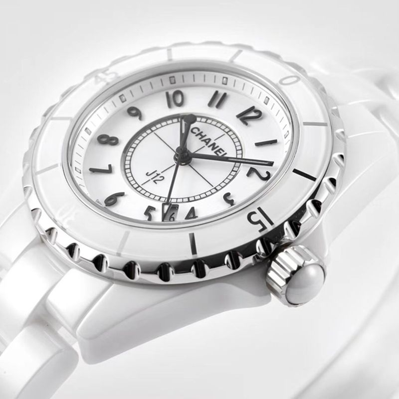 Chaneltop-tierhigh-quality watch J12 series ladies quartz watch side view