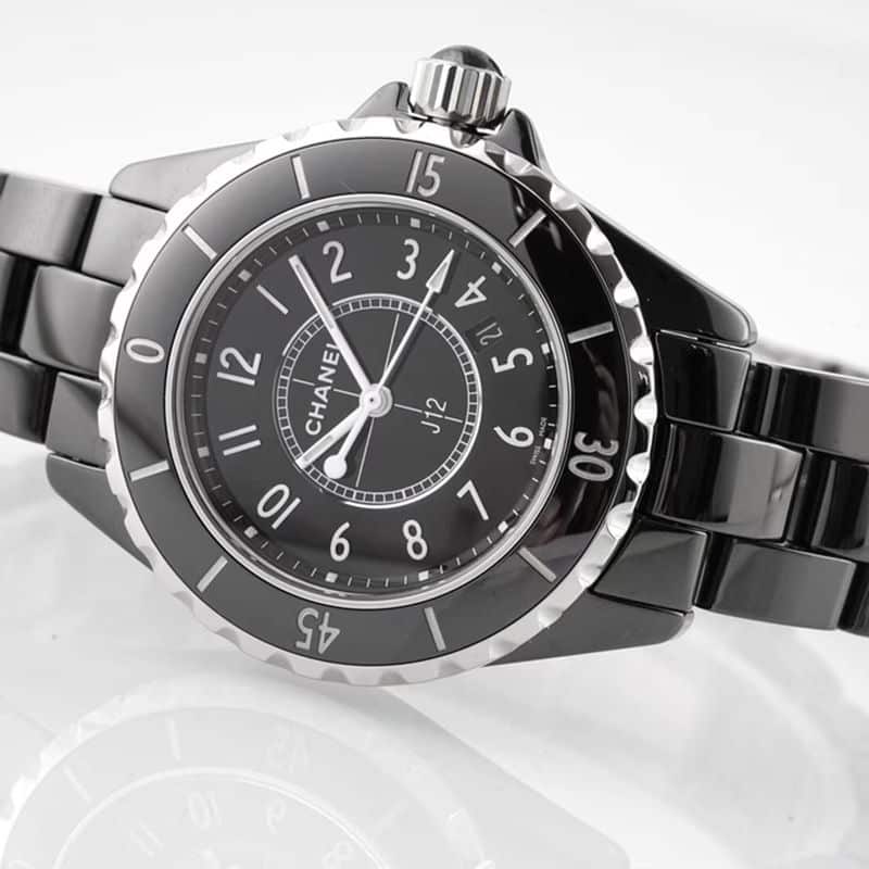 Chaneltop-tierhigh-quality watch J12 series ladies quartz watch front view