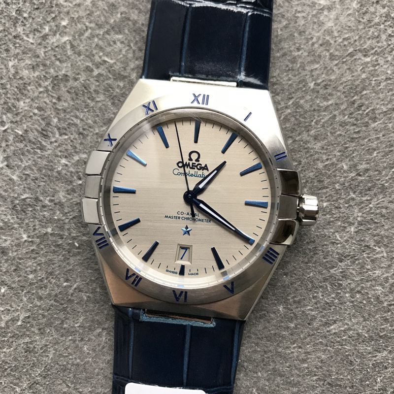 Omega Top collectible watches Fifth Generation Constellation Series Men's Mechanical Watch Front View