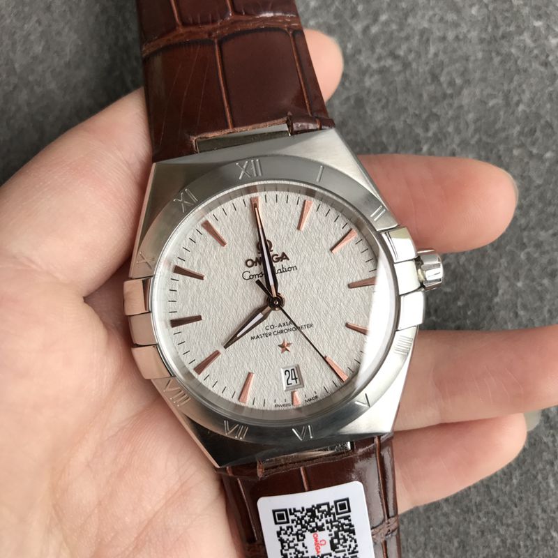 Omega Top collectible watches Fifth Generation Constellation Series Men's Mechanical Watch Front View