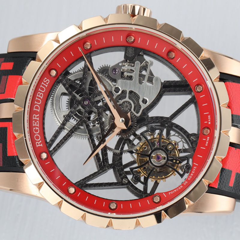 Roger Dubuis top-tiersuper watch EXCALIBUR king series men's tourbillon watch front view