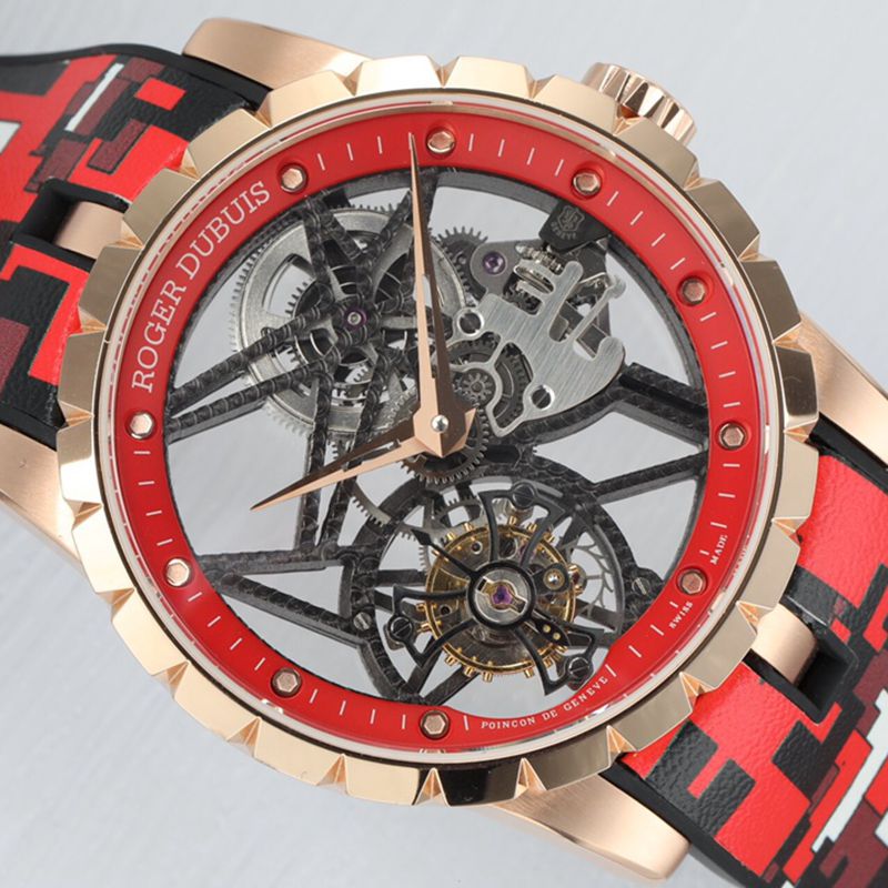 Roger Dubuis top-tiersuper watch EXCALIBUR king series men's tourbillon watch front view