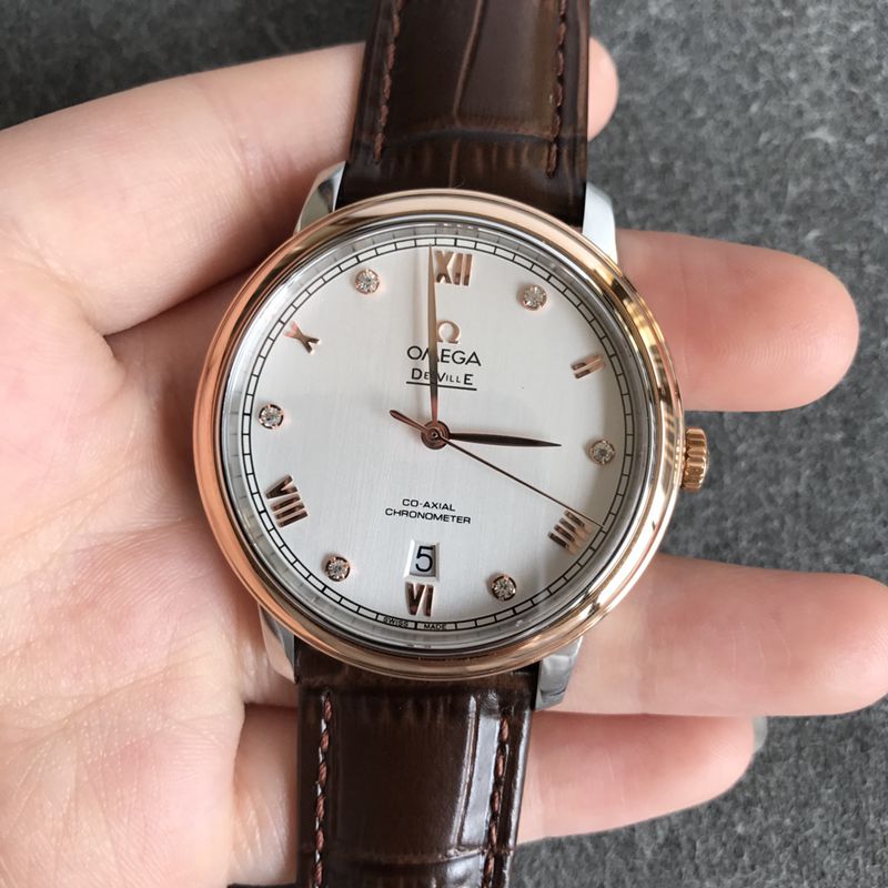 Omegatop-tierhigh-quality watch De Ville series men's white leather strap mechanical watch front view
