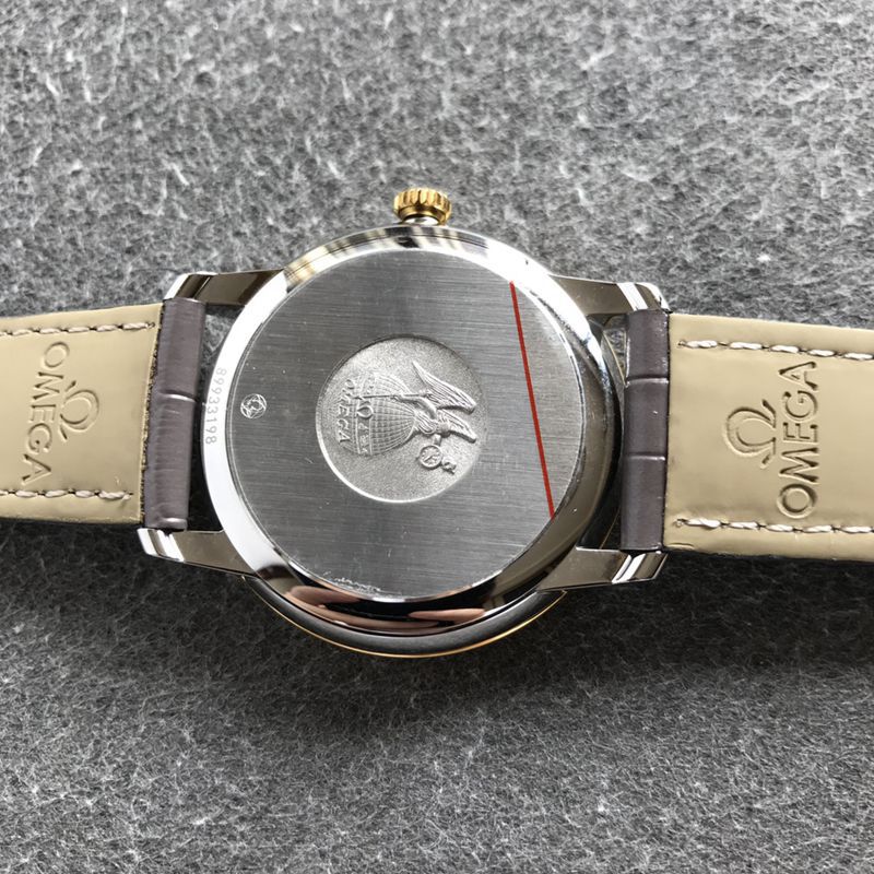 Omegatop-tiersuper watch Diefei series men's white dial gold edge leather strap mechanical watch back cover picture