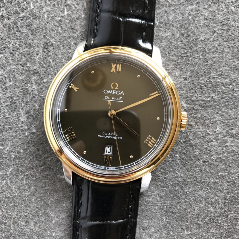 Omegatop-tier watch De Ville series men's leather strapblack dial watch front view