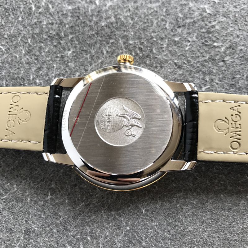 Omegatop-tier watch De Ville series men's leather strapblack dial watch back cover picture