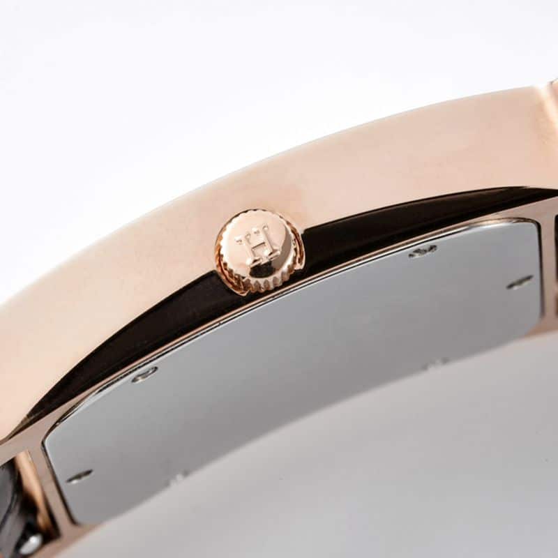 Hermès top-tier watch HeureH three-hand series ladies quartz diamondleather strap watch side view
