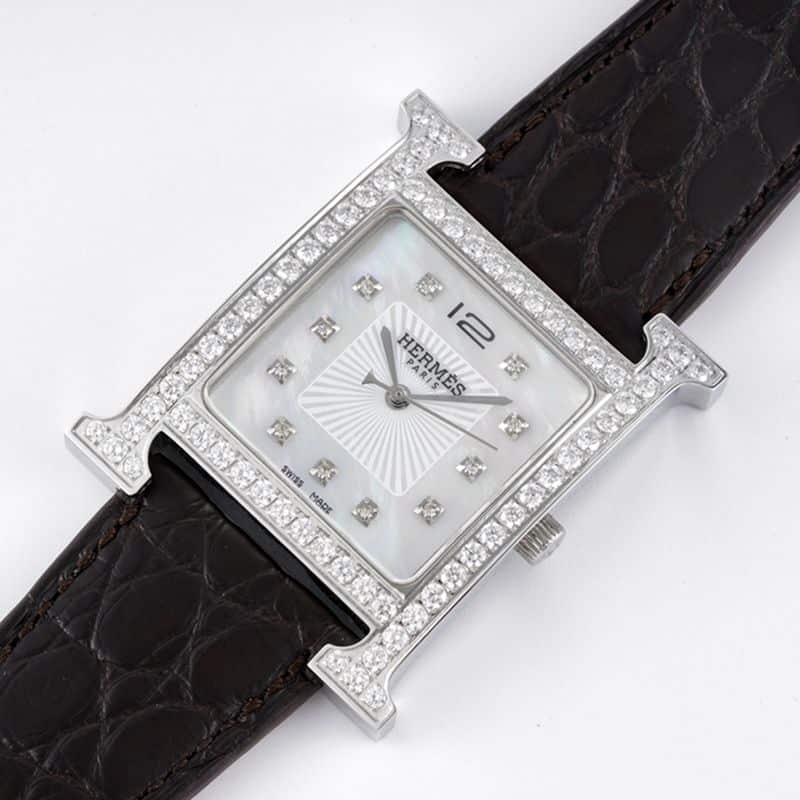 Hermès top-tier watch HeureH three-hand series ladies quartzleather strap casual watch front view