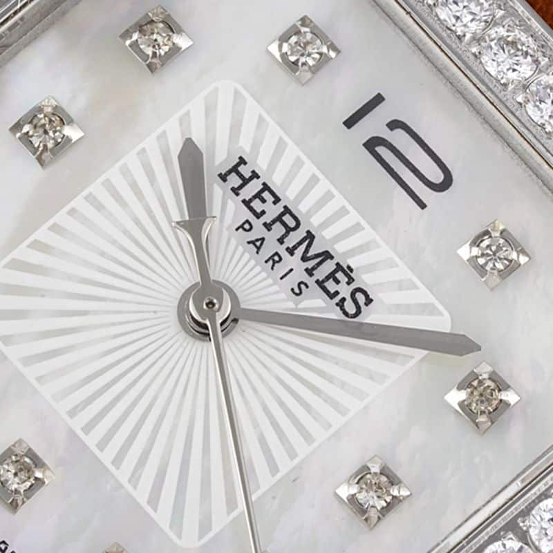 Hermès top-tier watch HeureH three-hand series ladies leather strapwhite dialdiamond watch detail shots