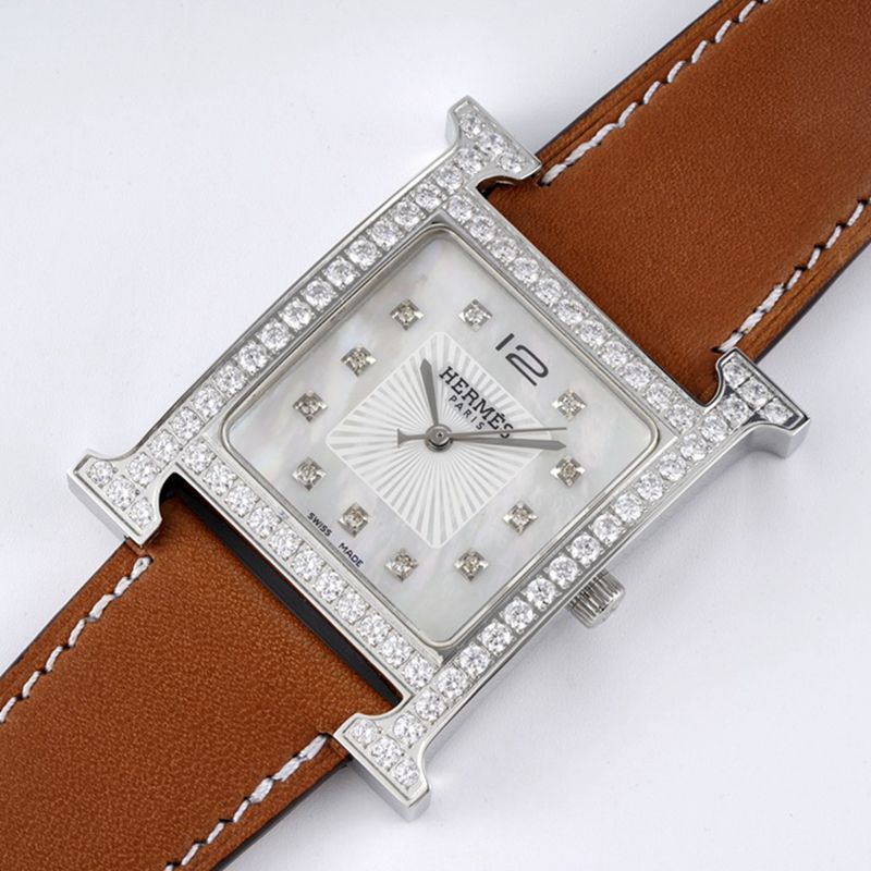 Hermès top-tier watch HeureH three-hand series ladies leather strapwhite dialdiamond watch front view
