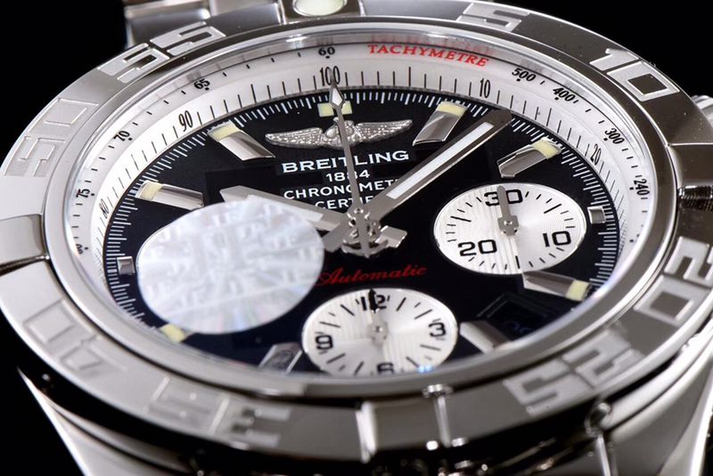 Breitlingtop-tierhigh-quality watch aviation chronograph series AB011011 men's steel bracelet mechanical watch detail shots