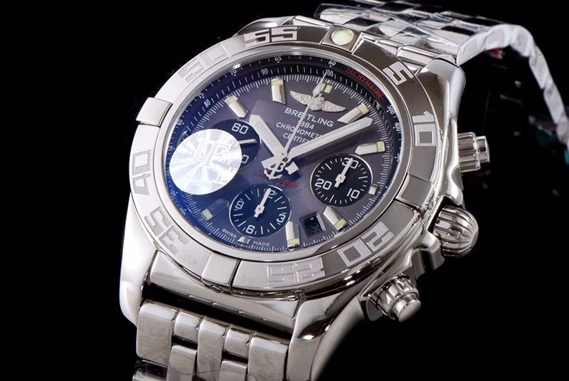 Breitlingtop-tiersuper watch aviation chronograph series AB011011 men's steel bracelet gray plate mechanical watch front view