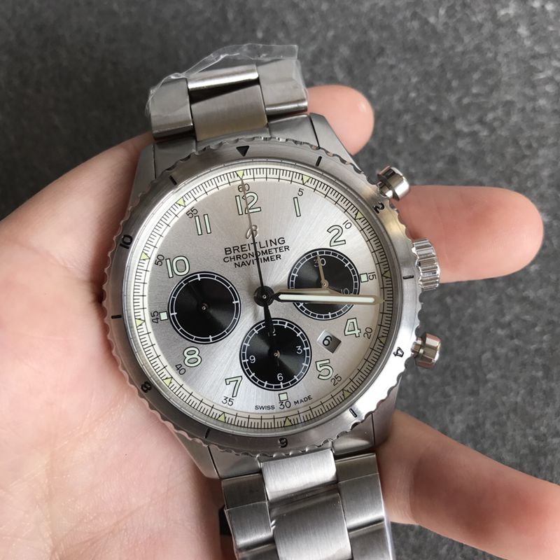 Breitlingtop-tiersuper watch pilot 8 series men's steel bracelet gray plate watch front view