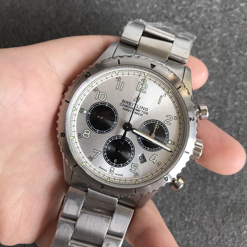 Breitlingtop-tiersuper watch pilot 8 series men's steel bracelet gray plate watch front view