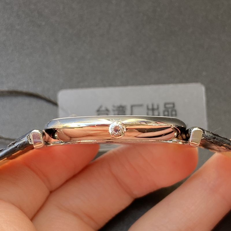 Longinestop-tiersuper watch ultra-thin Jialan series boutique couple watch quartz watch side view