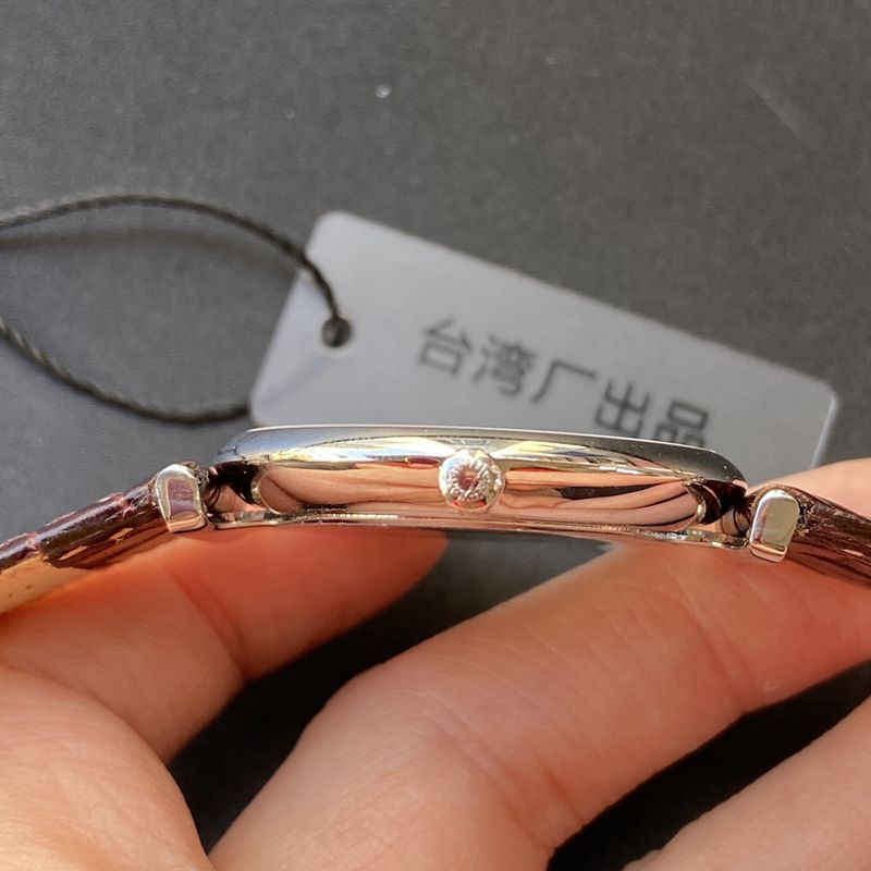 Longinestop-tier watch ultra-thin Jialan series boutique couple watch quartzwhite dialleather strap watch side view