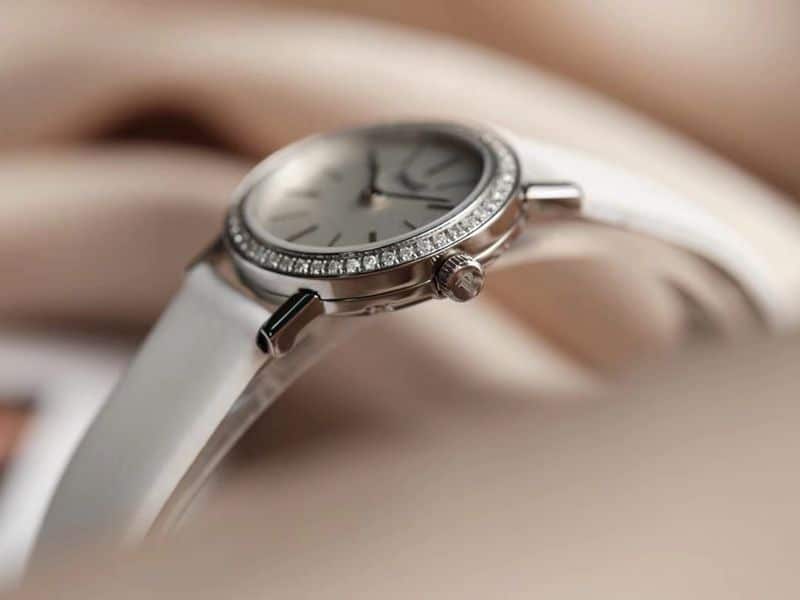 Countess collectible watch ALTIPLANO series women's quartz diamond watch side view