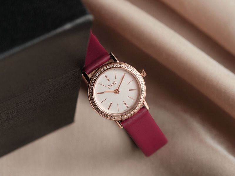 Piaget top-tiersuper watch ALTIPLANO series ladies diamondleather strapquartz casual watch front view