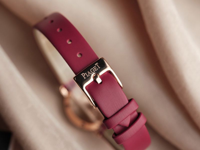 Piaget top-tiersuper watch ALTIPLANO series ladies diamondleather strapquartz casual watch clasp picture