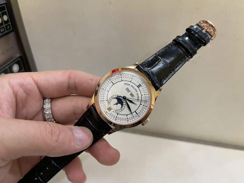 Patek Philippesuper watch complex monthly calendar date displayday display series men's leather strap mechanical rose gold watch front view