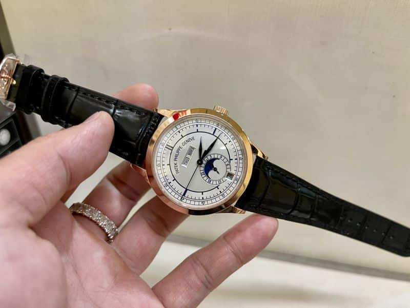 Patek Philippesuper watch complex monthly calendar date displayday display series men's leather strap mechanical rose gold watch front view