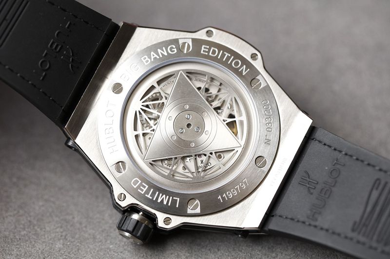 Hublot top high-quality watches BigBang series tattoo men's mechanical white disk watch back cover figure