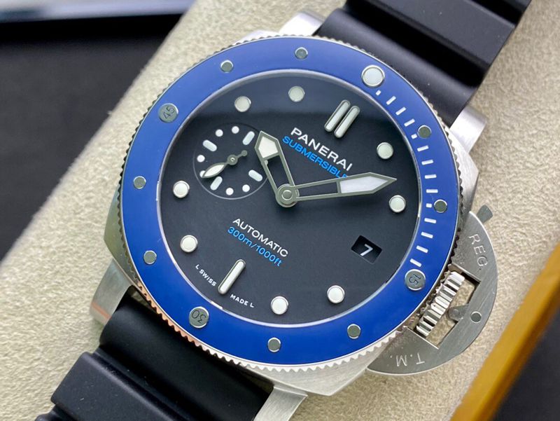 Paneraitop-tier watch Little Blue Ghost PAM1209 series men's mechanical deep blue watch front view
