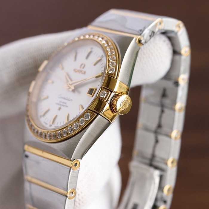 Omega Omega Double Eagle Constellation Series Couple Watch Side View