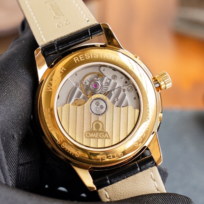 Omega complex function chronograph series perpetual calendar couple watch movement picture
