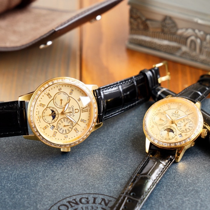 Omega complex function chronograph series perpetual calendar couple watch front view