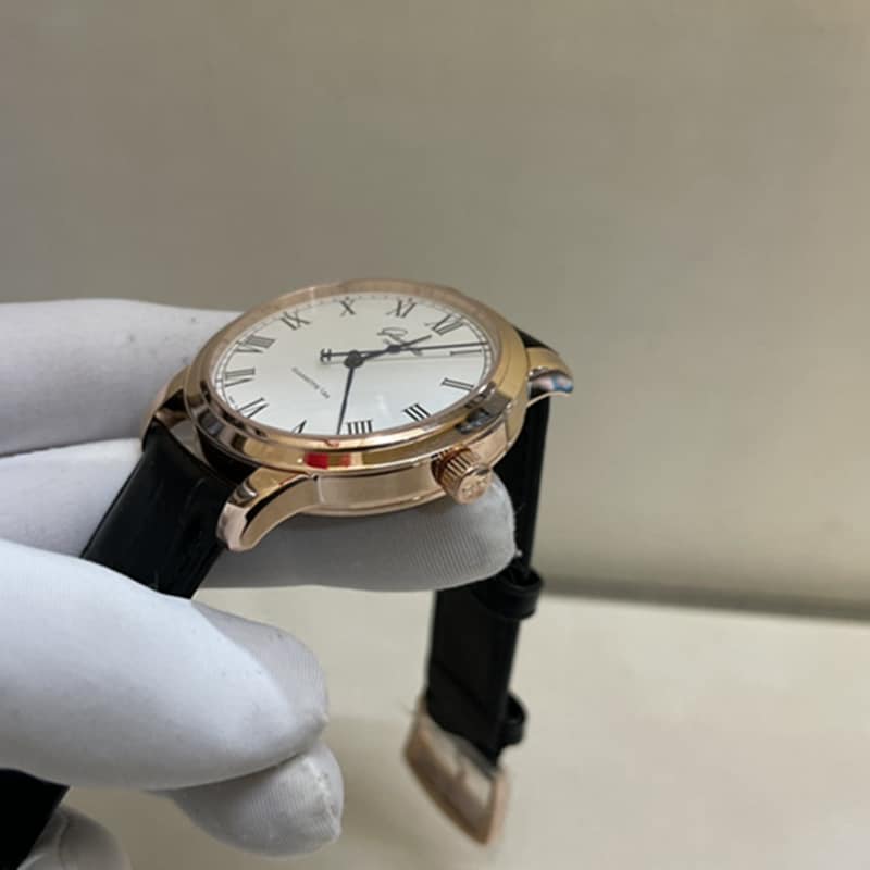 top-tier watch Glashütte Original original men's leather strap watch side view