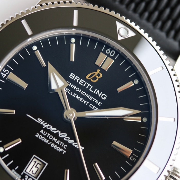 top-tier watch Breitling men's black dial super ocean culture series mechanical leather strap watch detail shots