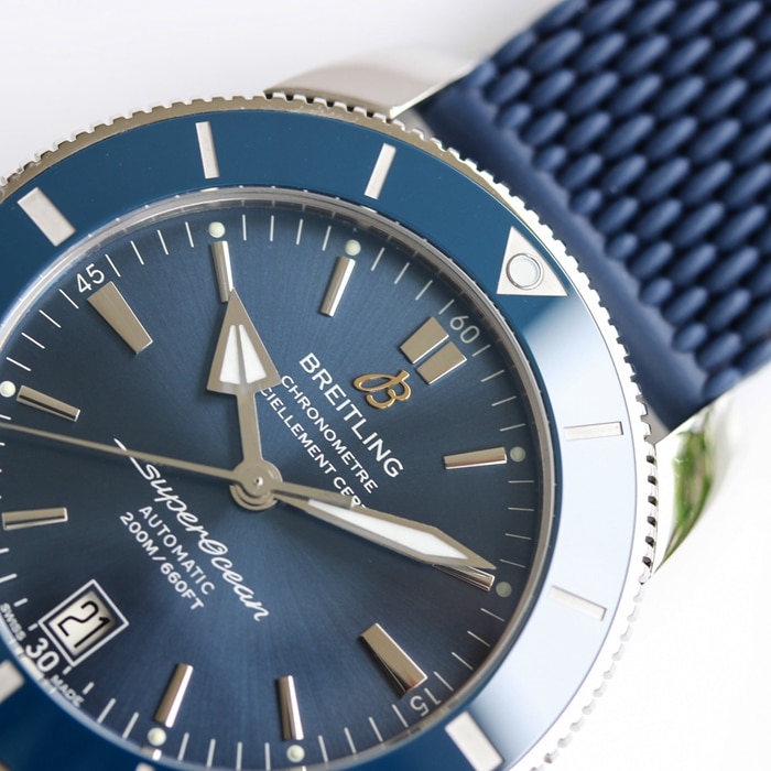 top-tier watch Breitling men's blue dial super ocean culture mechanical watch detail shots