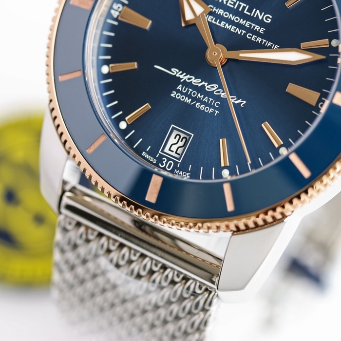 top-tier watch Breitling men's blue dial super ocean culture mechanical watch detail shots