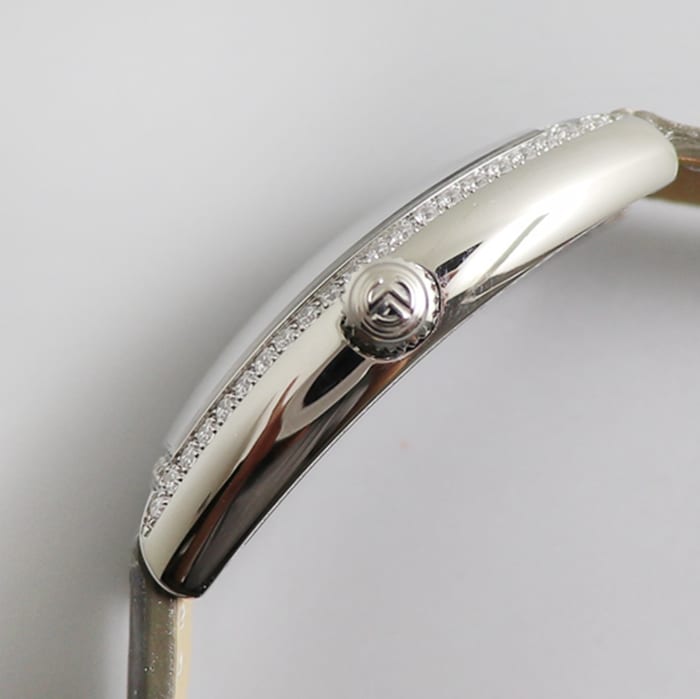 Top-tier watch Frank Muller women's white dial barrel type quartzleather strap watch side view