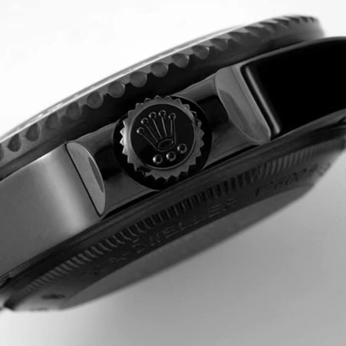 top-tier watch Rolex men's black dialsteel bracelet watch side view