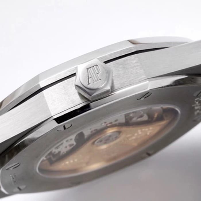 Top collectible watches Audemars Piguet Men's Blue Plate Royal Oak Mechanical Steel Strap Watch Side View