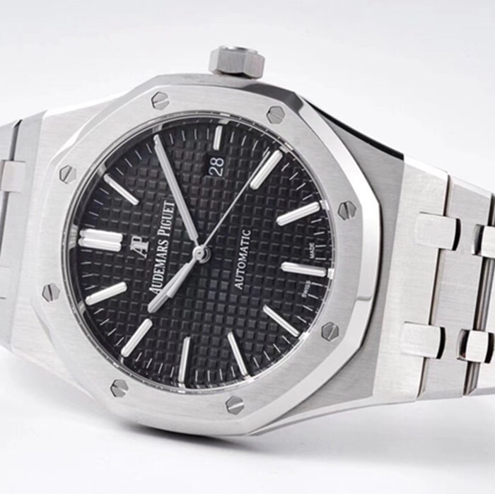 top-tier watch Audemars Piguet men's black dial Royal Oak mechanical steel bracelet watch front view