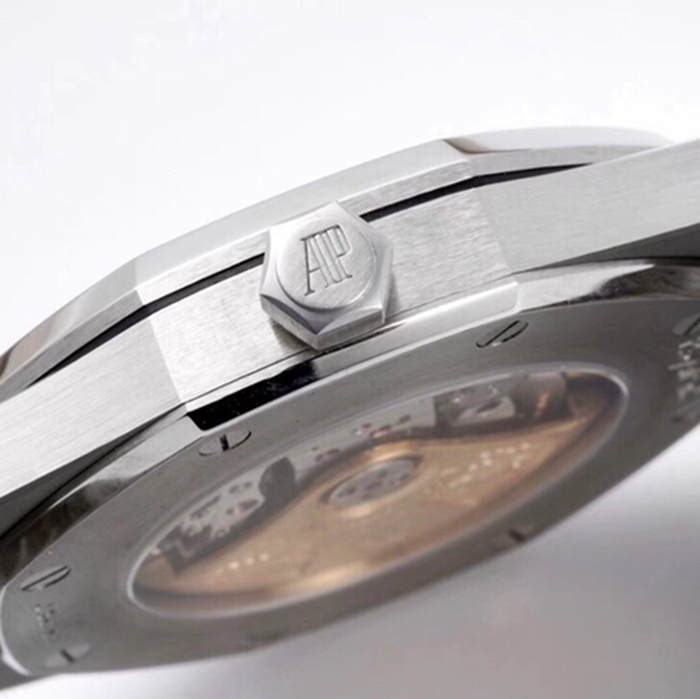 top-tier watch Audemars Piguet men's black dial Royal Oak mechanical steel bracelet watch side view