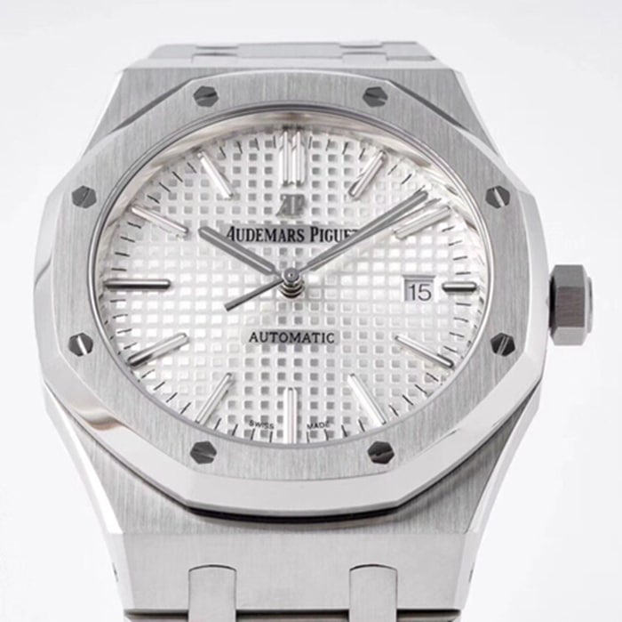 top-tier watch Audemars Piguet men's white dial Royal Oak series mechanical steel bracelet watch front view