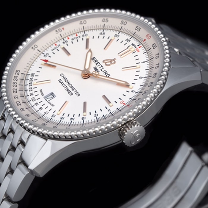 Top-tier watch Breitling men's white dial aviation chronograph1 series overview steel bracelet watch side view