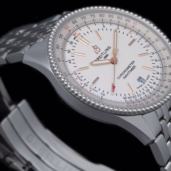 Top-tier watch Breitling men's white dial aviation chronograph1 series overview steel bracelet watch side view