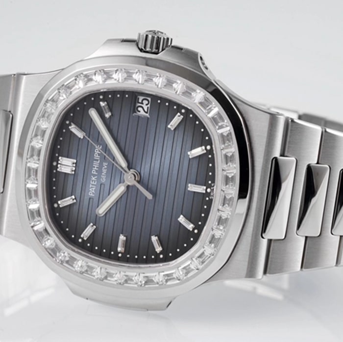 top-tier watch Patek Philippe men's blue dialsteel bracelet watch front view