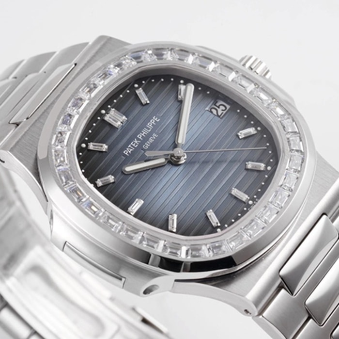 top-tier watch Patek Philippe men's blue dialsteel bracelet watch front view
