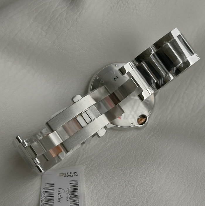 top-tier watch Cartier men's white dial blue balloon series steel bracelet watch clasp picture